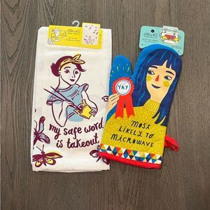 NWT Blue Q 2 Piece Set Dish Towel Pot Holder